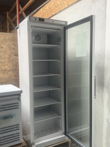 Réfrigérateur à boissons 1 porte vitrée